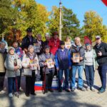 День пожилого человека отмечаем скандинавской ходьбой